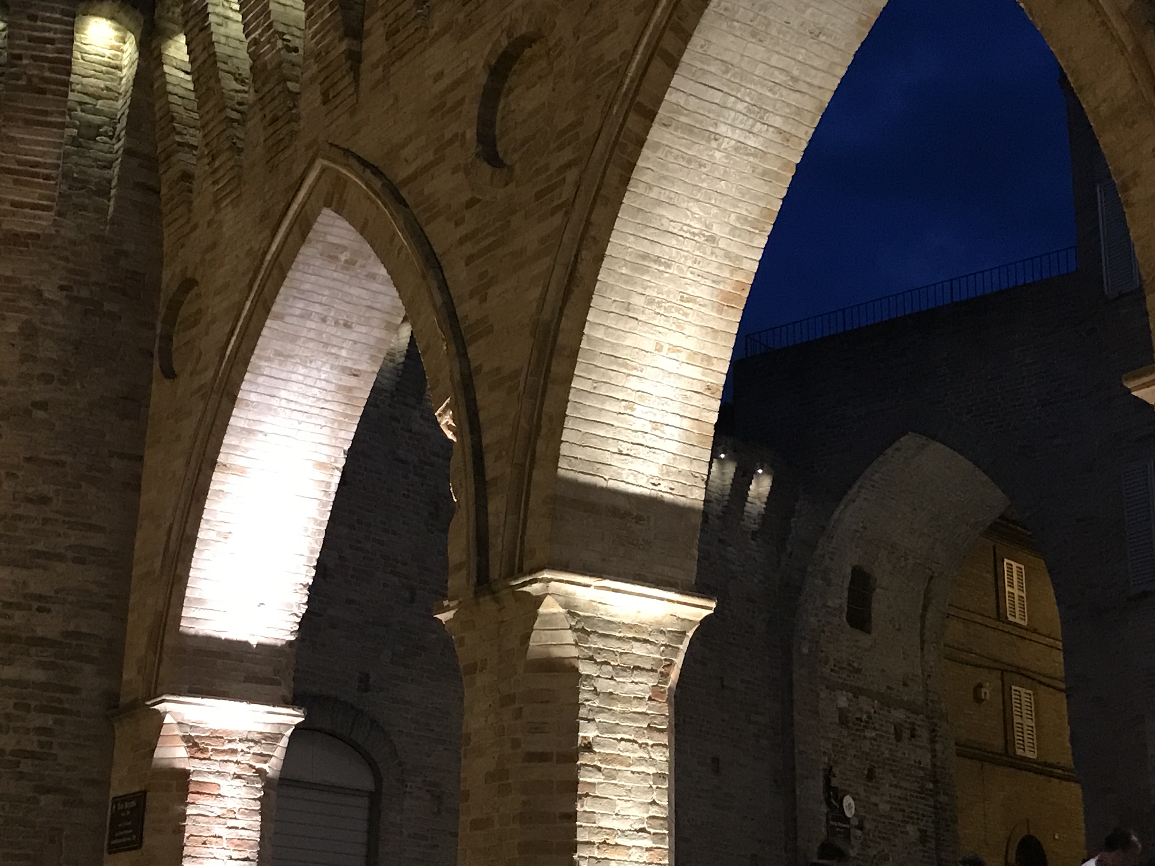 2161A269-50A7-412C-AF4B-98313D648DF6