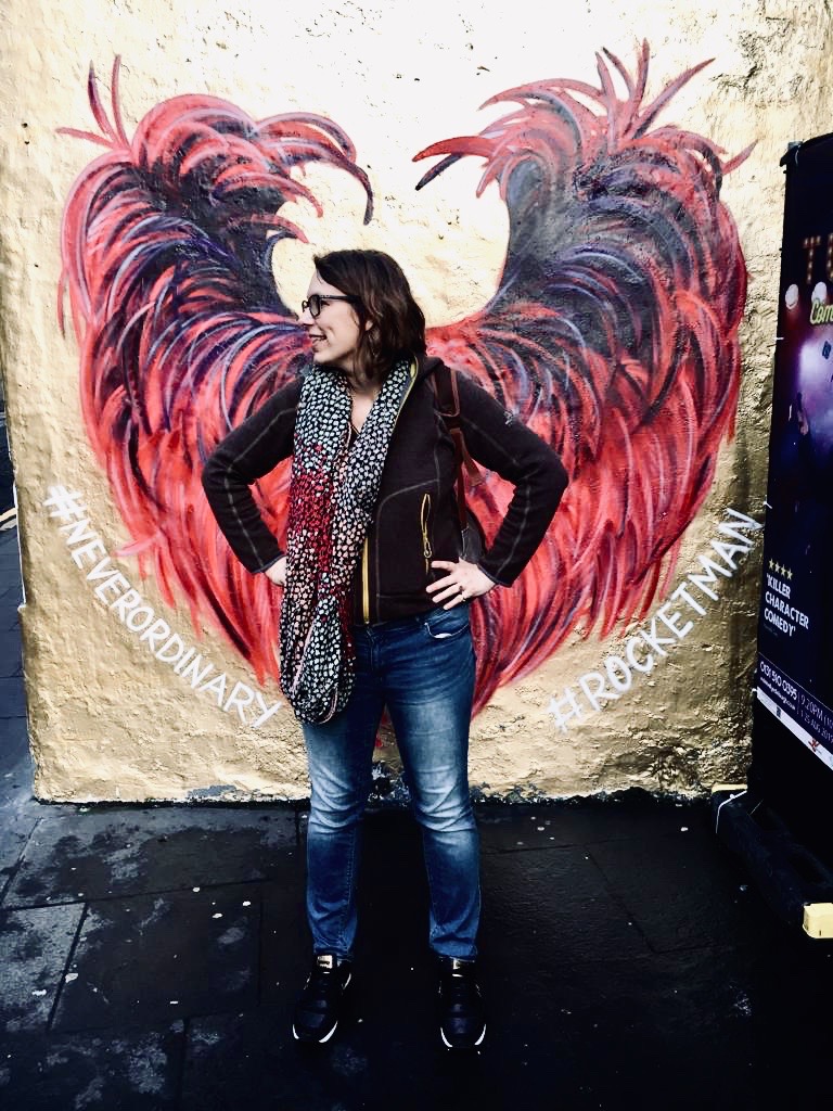 68472555-5DE3-47E1-A728-C9DE7C65AD47